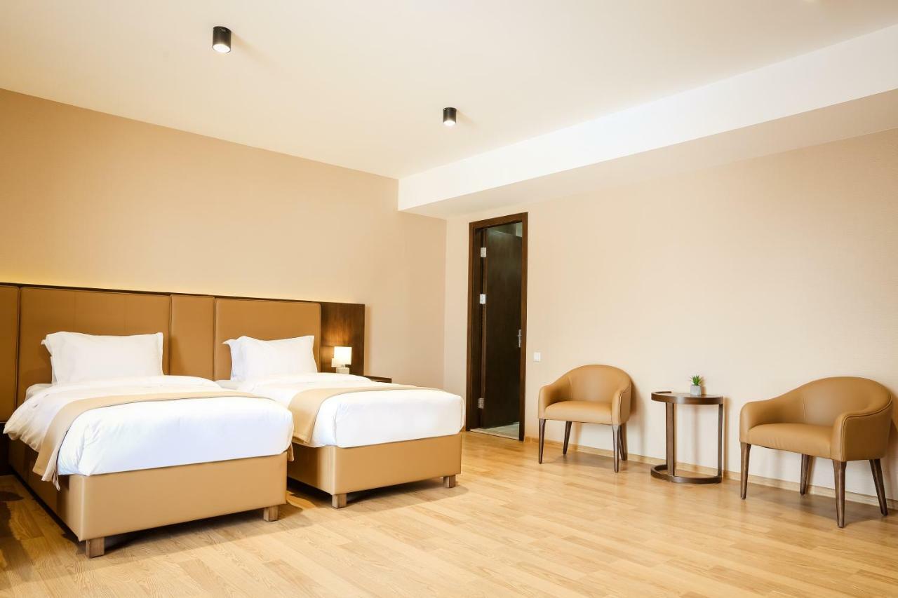 Elisi By Gtm Hotell Tbilisi Exteriör bild
